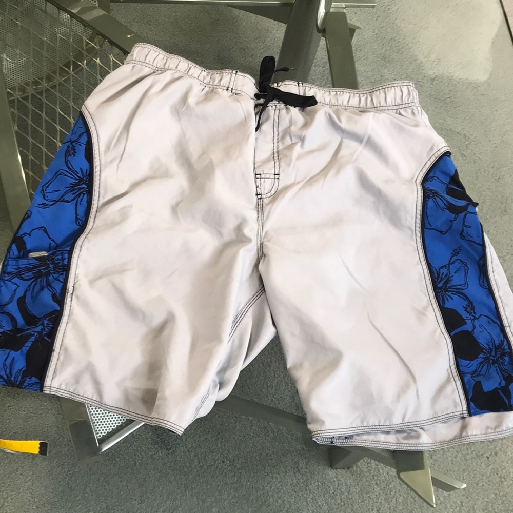 Gotcha gear. Swim trunks. XL